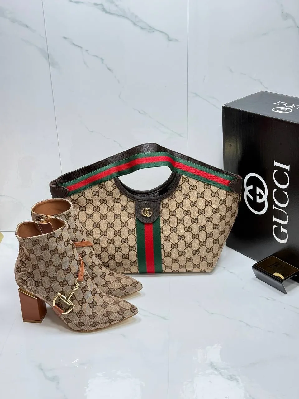 Gucci çanta ve ayakkabı 2
