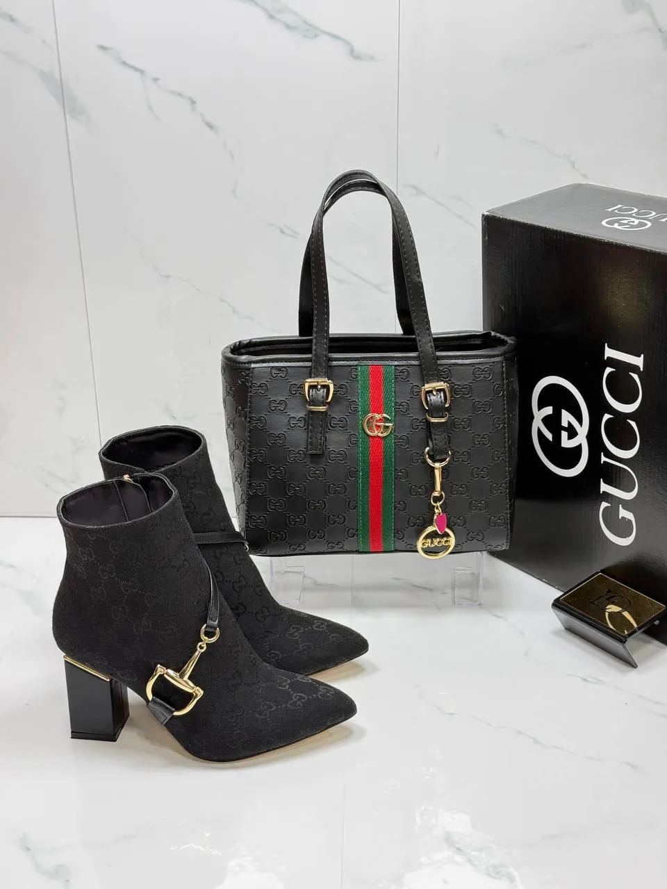 Gucci çanta ve ayakkabı 12