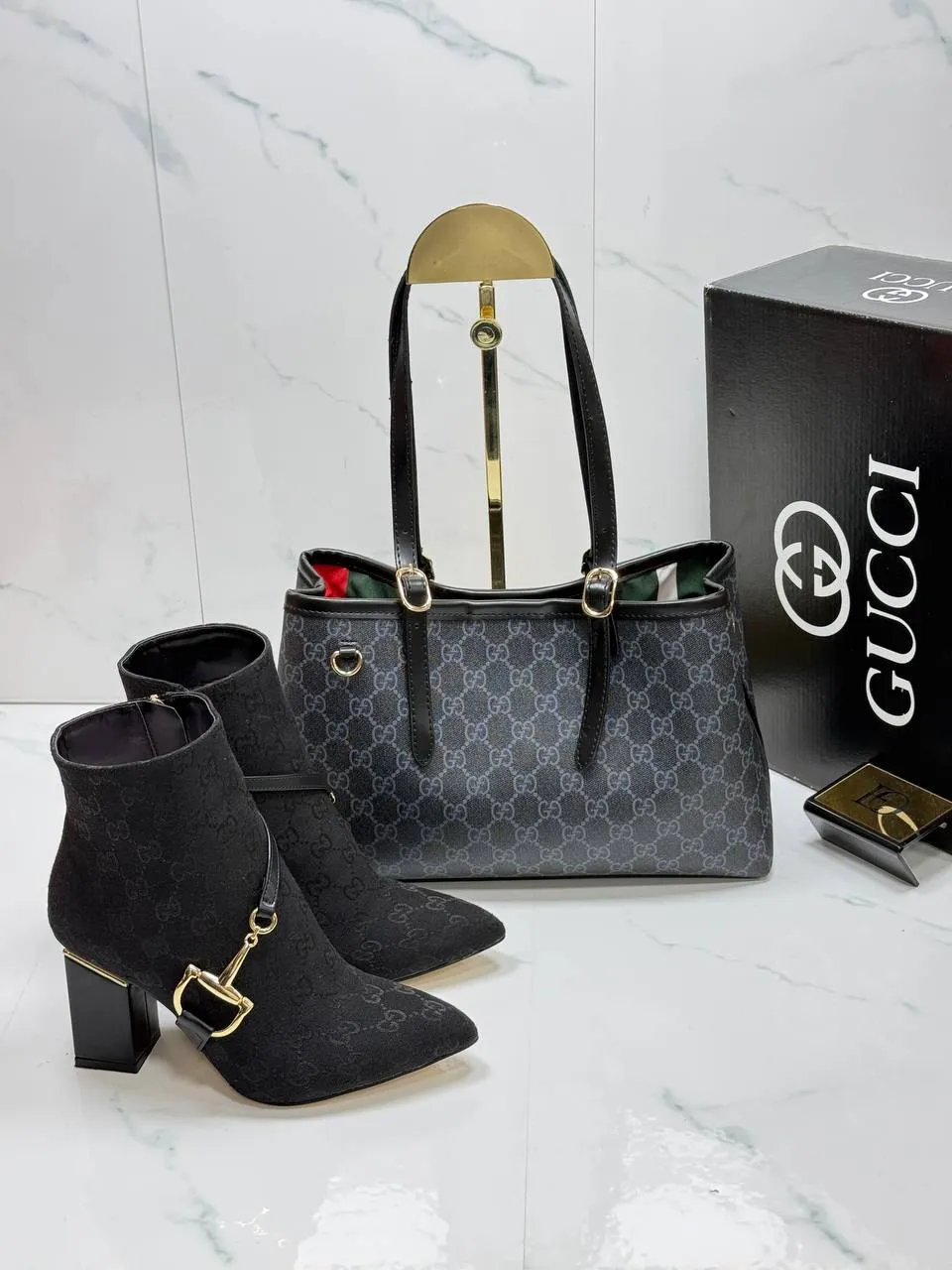 Gucci çanta ve ayakkabı 3