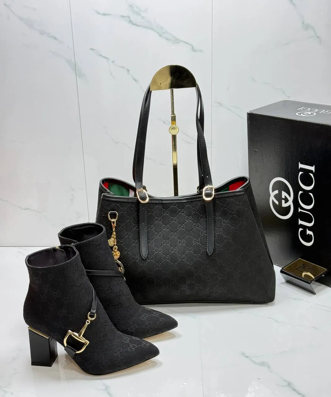 Gucci çanta ve ayakkabı 6