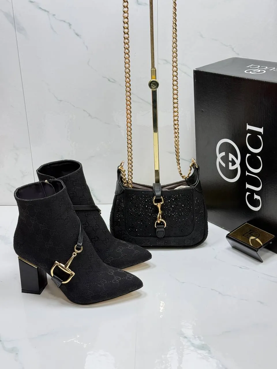 Gucci çanta ve ayakkabı 8